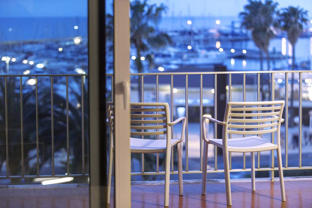 Appartement à louer à Cambrils en Espagne - Balcon la nuit